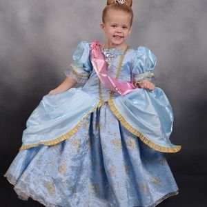 Meet your Posher, Crystal